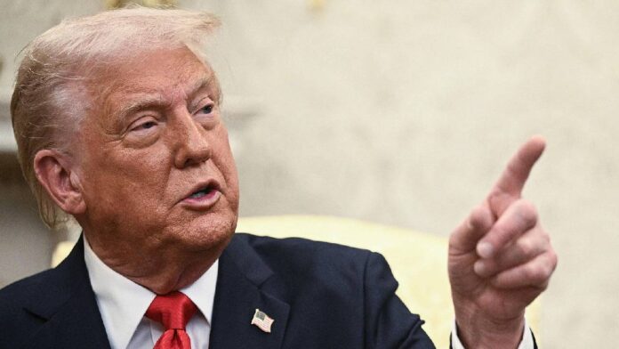 Trump culpa a Biden de la contracción del PIB