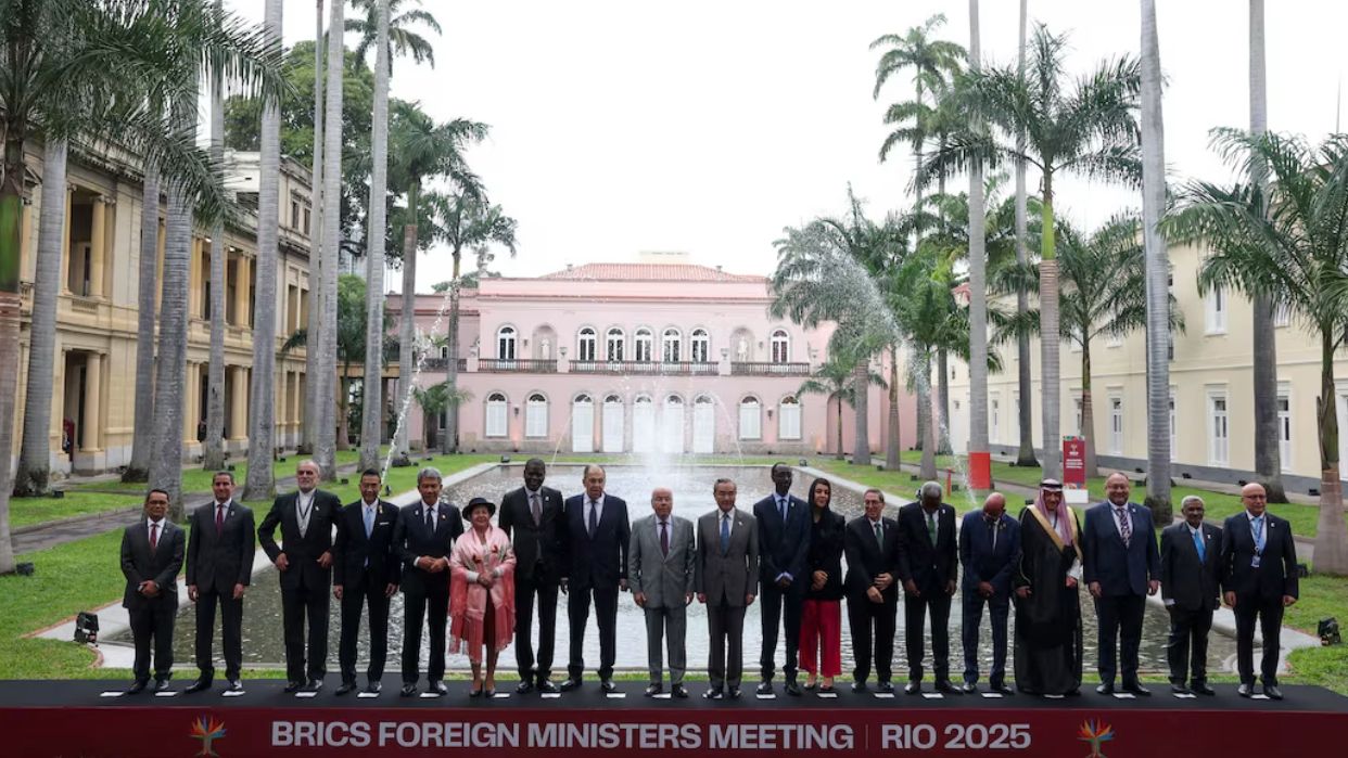 Ministros de los BRICS instan a reformar la gobernanza global