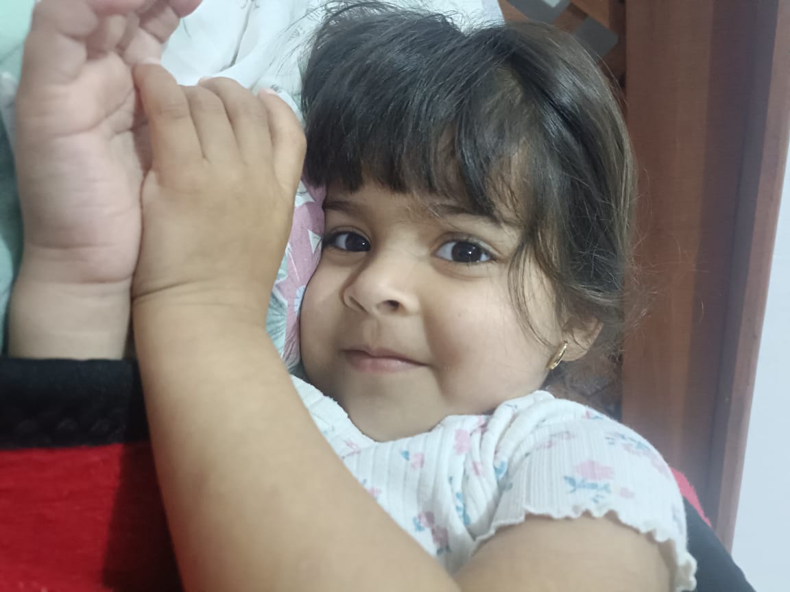 Samantha, la niña que lucha contra una insuficiencia renal