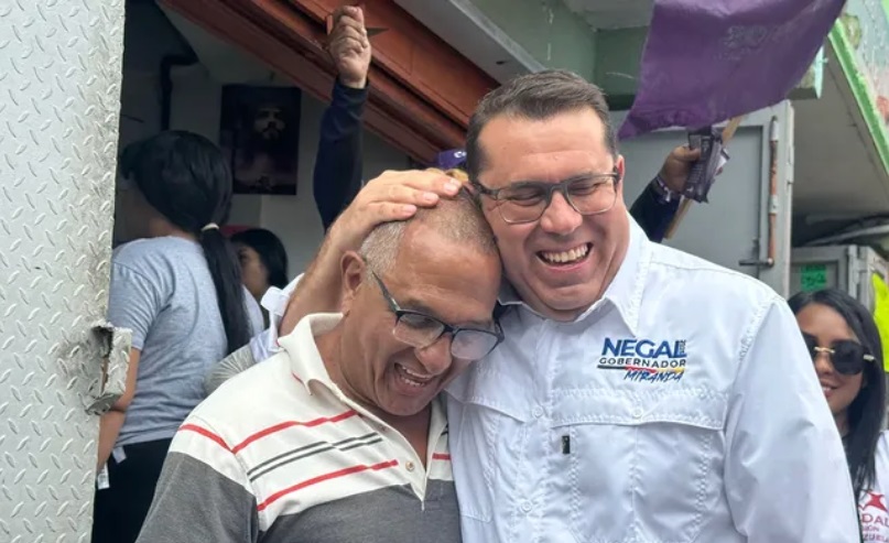 Candidato de Alianza Democrática promete mejorar servicio de agua