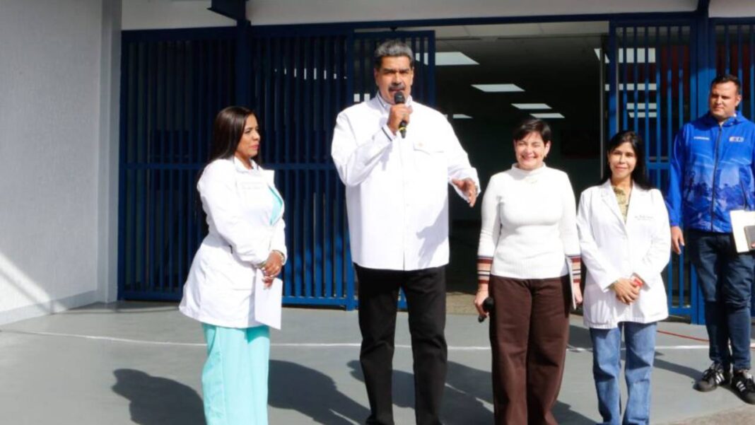 Maduro repudia la decisión de retirar la protección legal a venezolanos