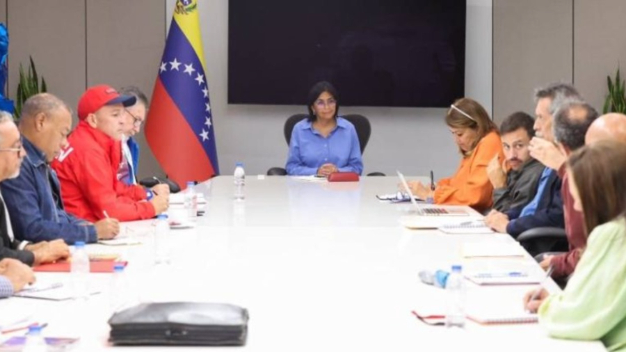 Gobierno debate mecanismos para fortalecer protección social de trabajadores
