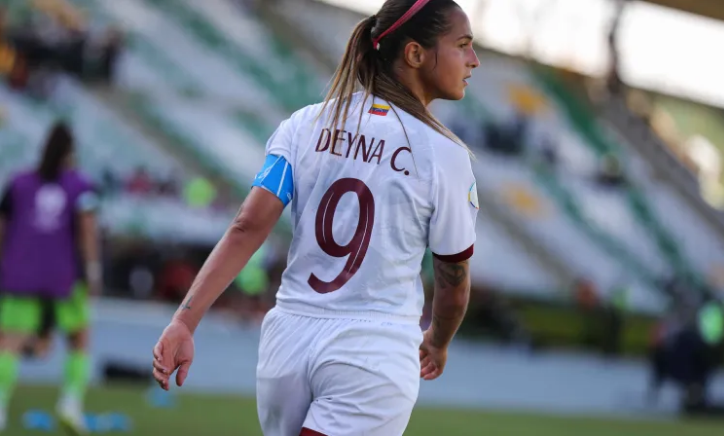 Deyna Castellanos regresa a la Vinotinto