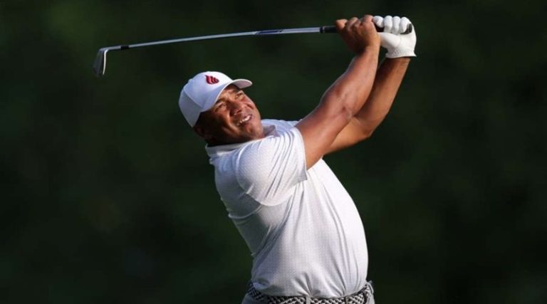 Venezolano Jhonattan Vegas lidera Championship de la PGA