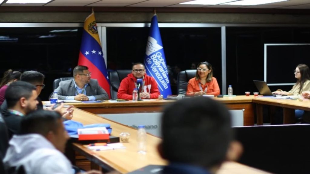 Instalada comisión para evaluar aranceles universitarios