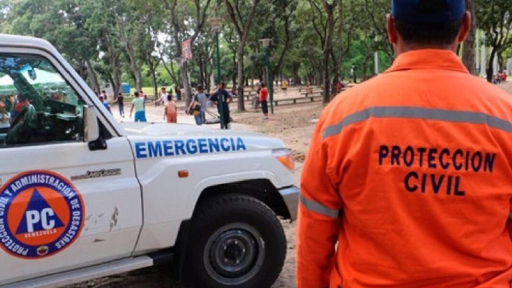 Reportan inundaciones y crecidas de ríos en Mérida