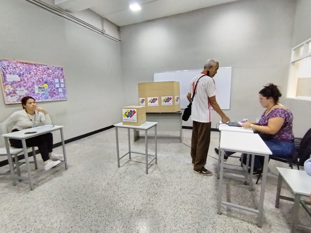 Simulacro electoral sin contratiempos en los Altos