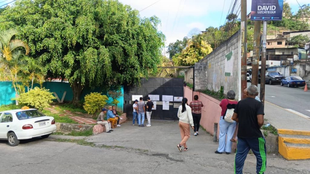 Carrizaleños votaron con tranquilidad