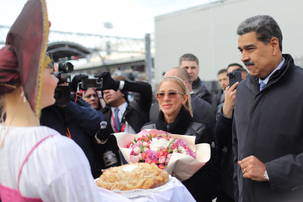 Maduro llega a San Petersburgo