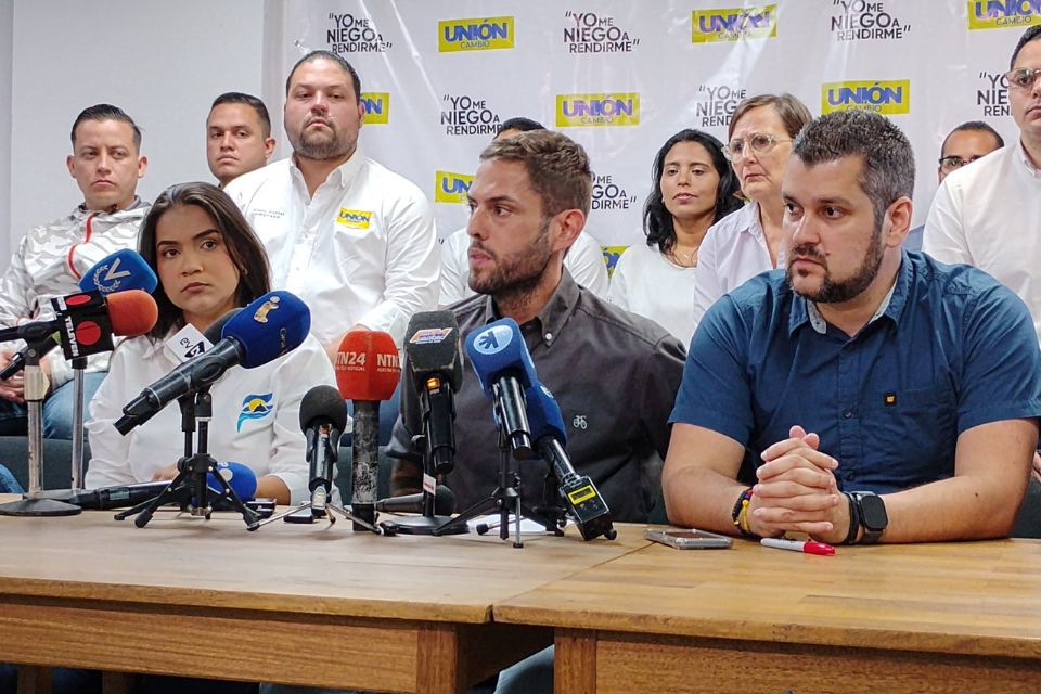 Requesens: Llamar a la abstención es un error
