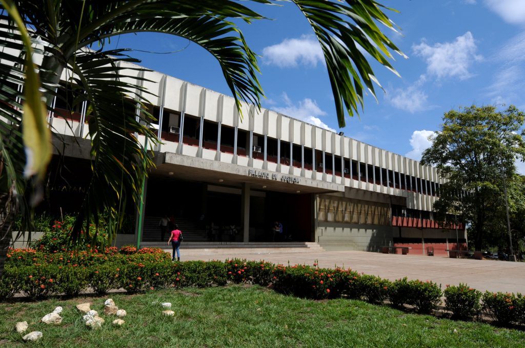 Indígena pagará 14 años de prisión por asaltar a maestra