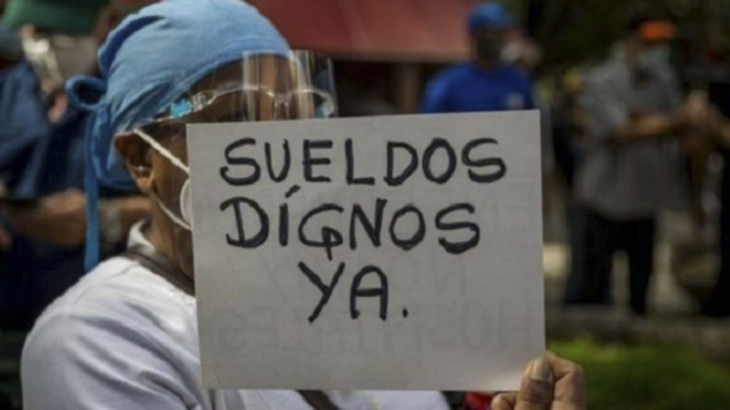 Gremios marcharon en rechazo al aumento del salario integral 