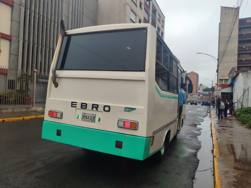 Sancionarán al autobusero que no acepta pago móvil