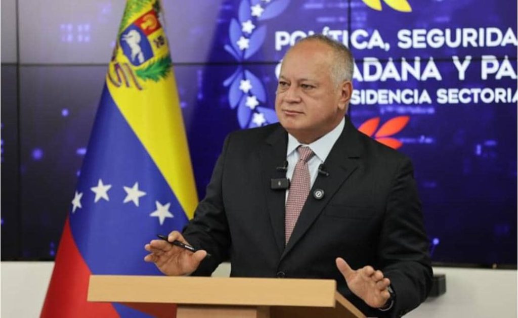 Diosdado Cabello ordena suspensión de vuelos desde Colombia