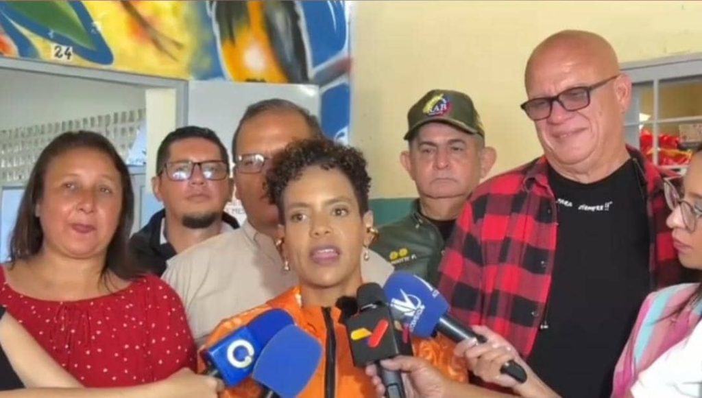 Carolys Perez: Venezuela es un ejemplo de democracia