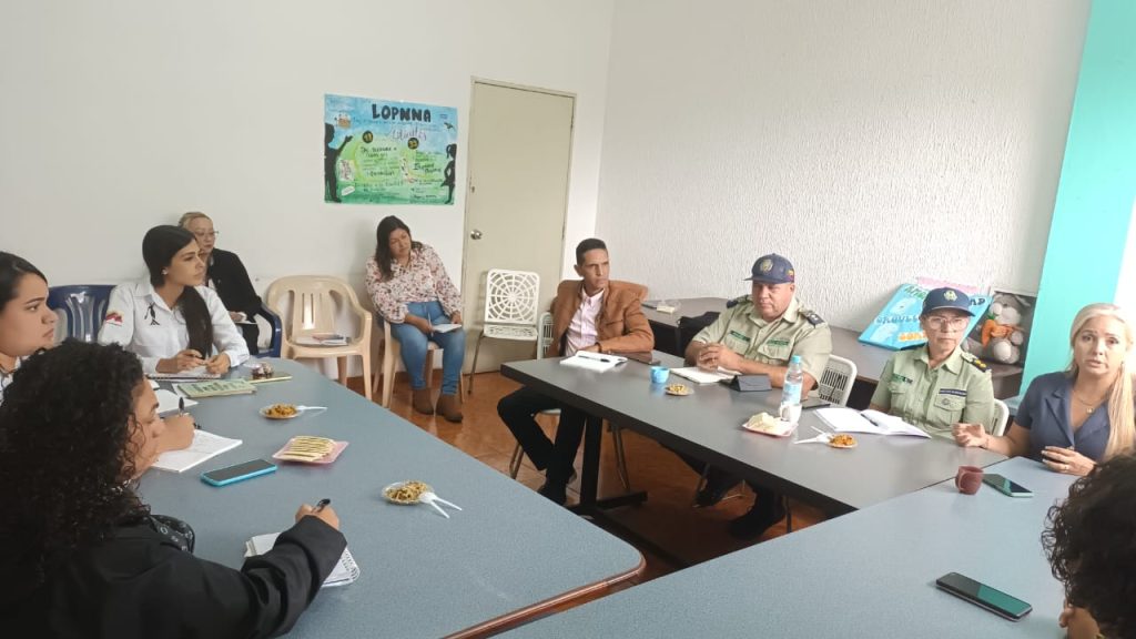 Unen esfuerzos para proteger a niños y adolescentes en Carrizal