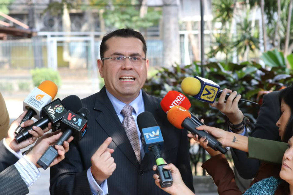 Candidato preocupado por desinformación sobre el 25-M