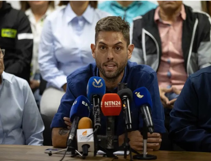 Requesens: Perdimos porque no logramos convencer
