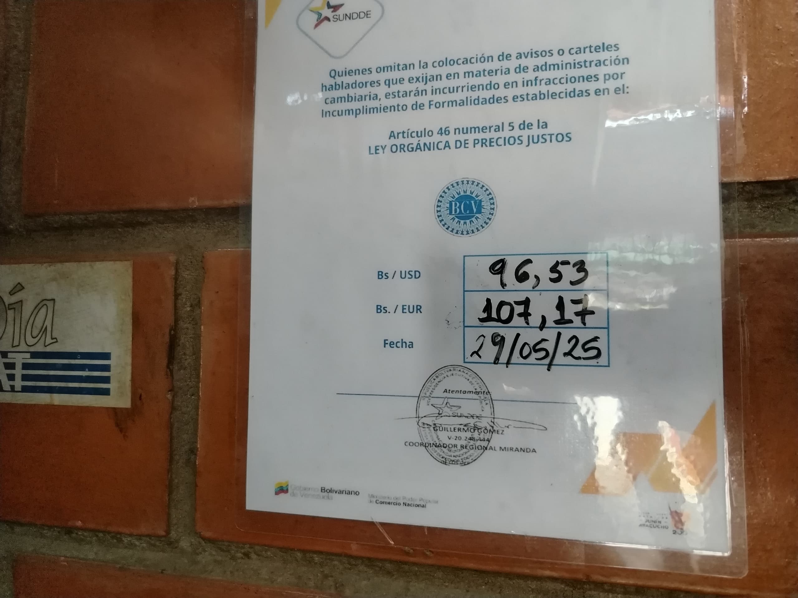Comerciantes de mercados  populares se rigen por tasa BCV