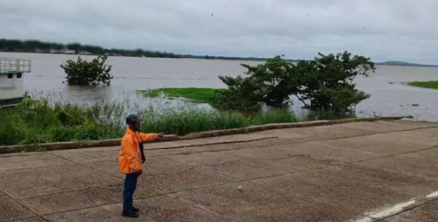 Autoridades en alerta ante subida del nivel del Orinoco