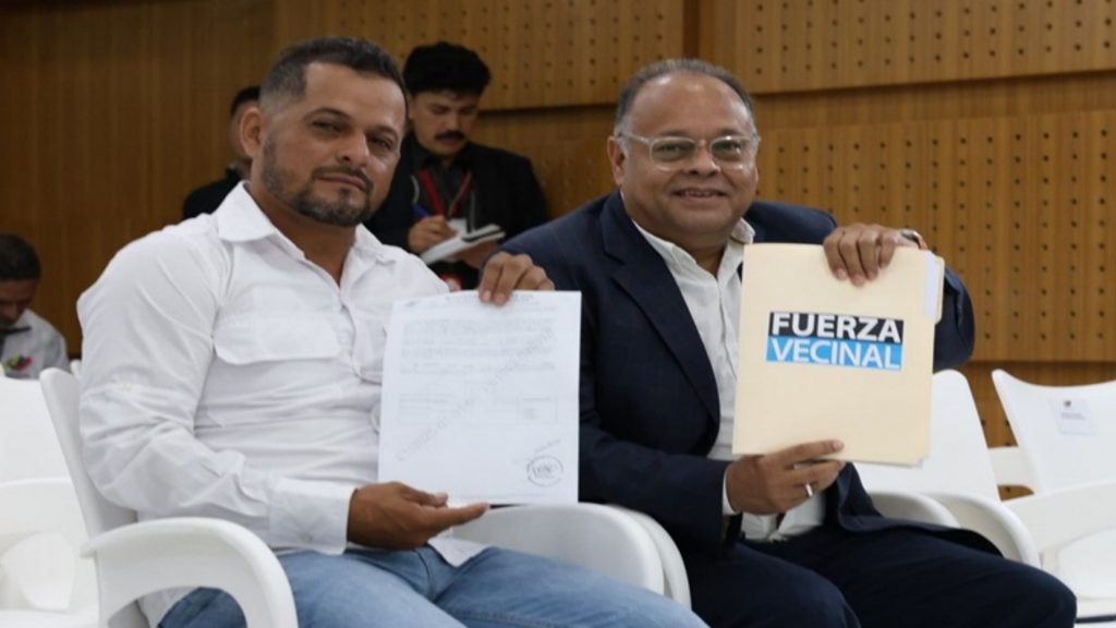 Partidos de oposición inscriben a candidatos ante el CNE