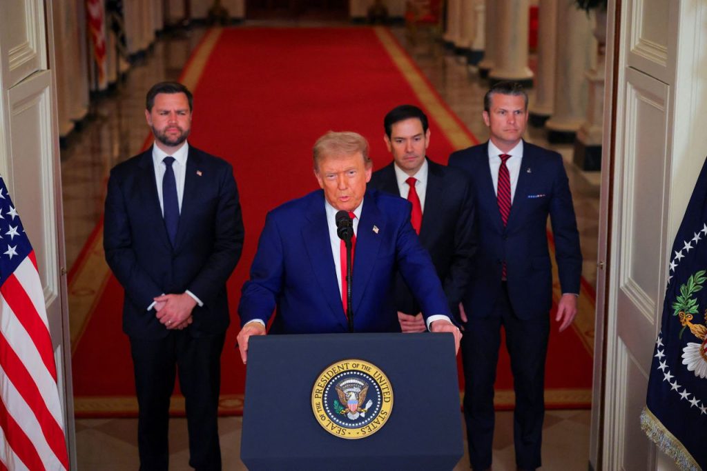Trump da a escoger a Irán entre “paz o tragedia”