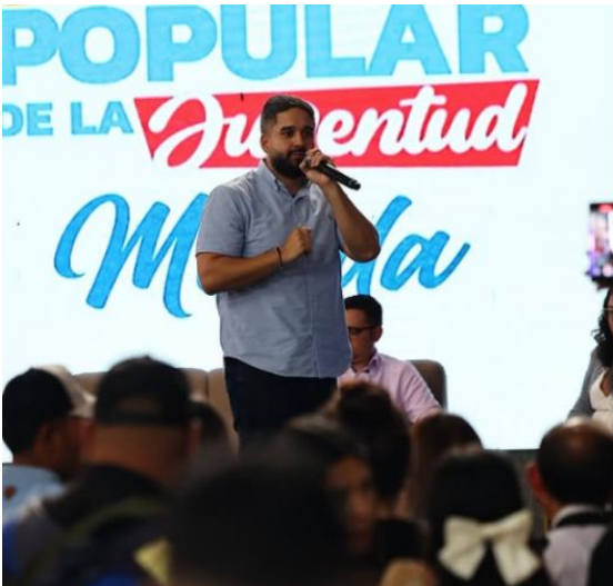 Jóvenes se preparan para la 1era. Consulta Nacional