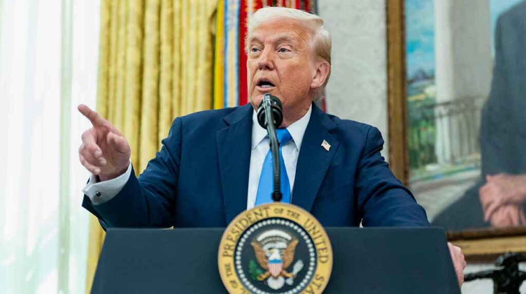 Trump condena asesinato de legisladora en EEUU