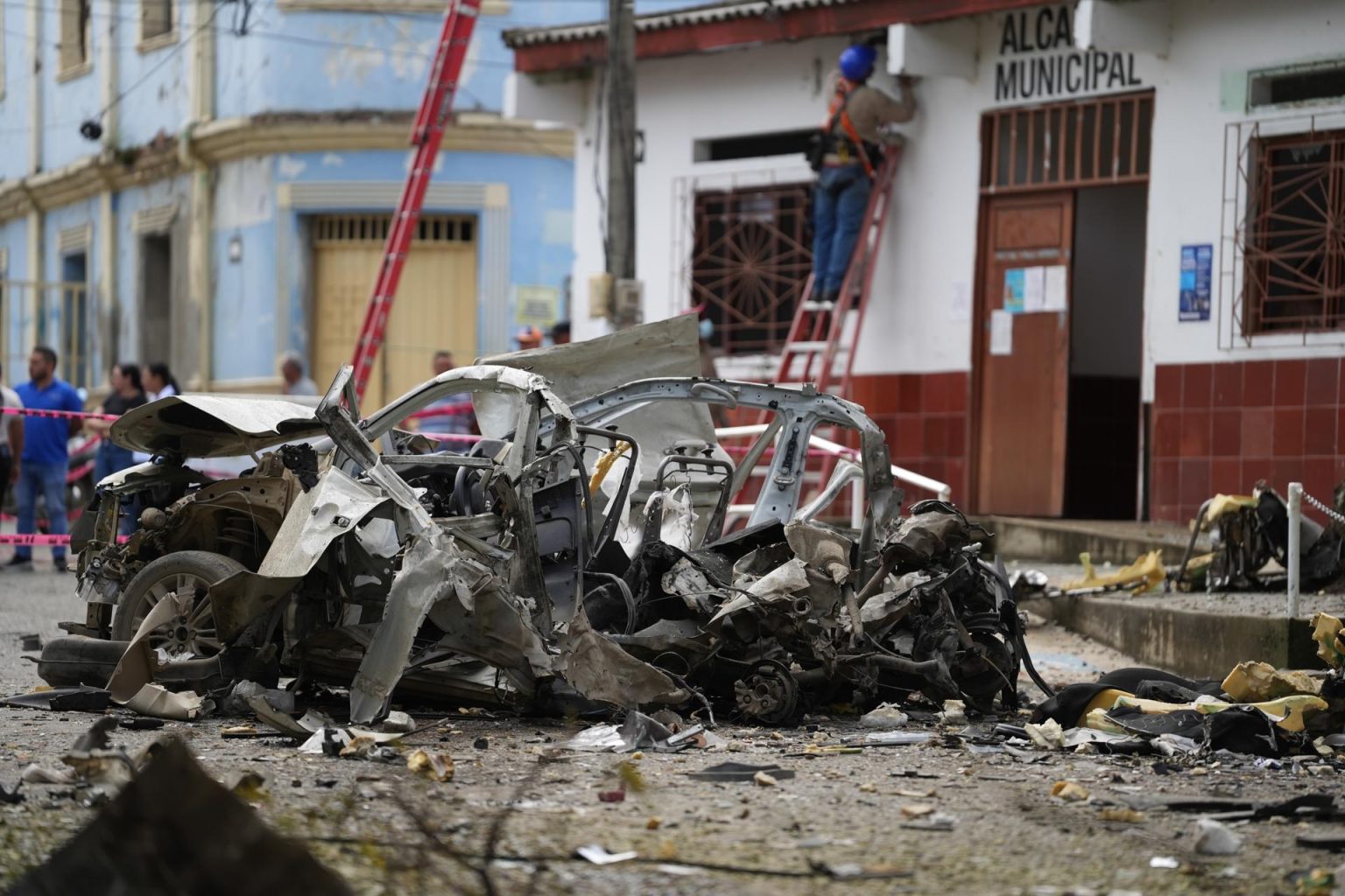 Ocho personas fallecieron tras ataques explosivos en Colombia