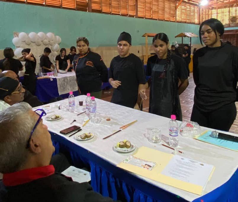 Los sabores de Venezuela se disfrutaron en colegio El Carmen