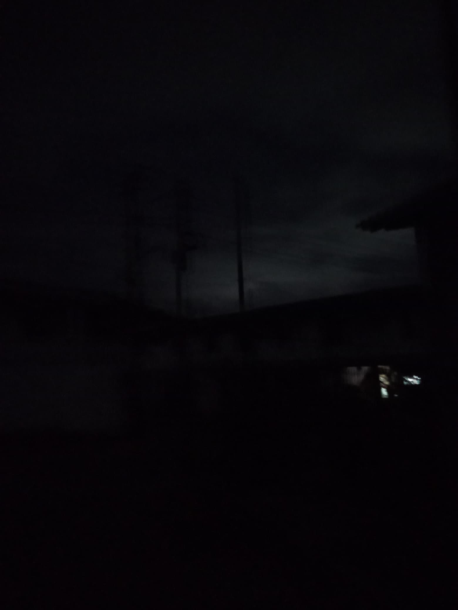 Cuatro días sin luz en Los Budares