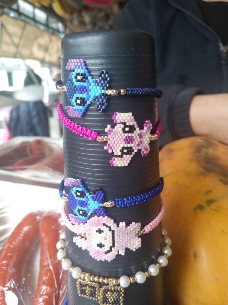 Las creaciones artesanales de Karen que llaman la atención