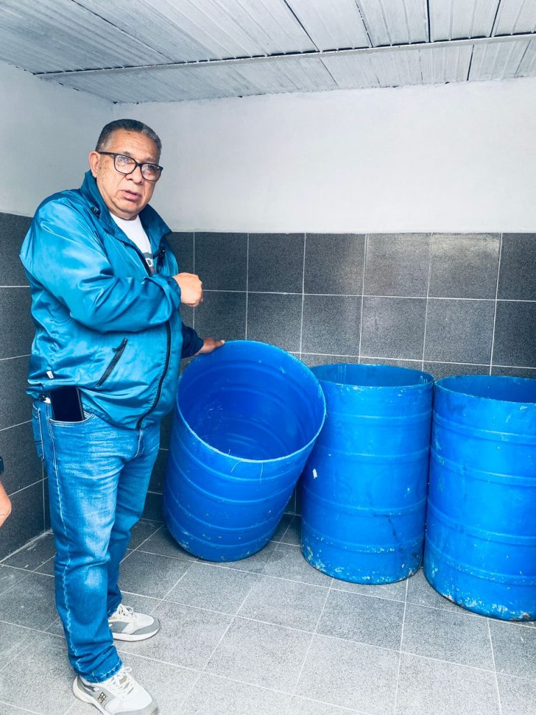 Lomas de Urquía estrena cuarto de basura