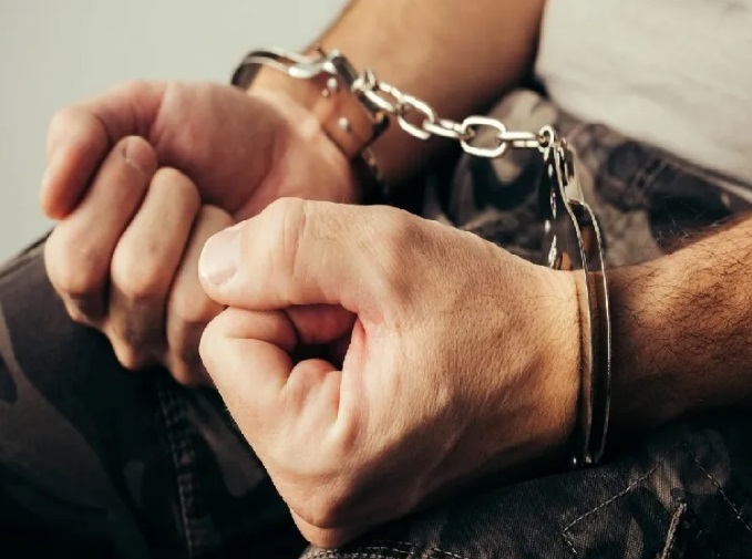 Recapturados dos presos fugados de celdas de la PNB