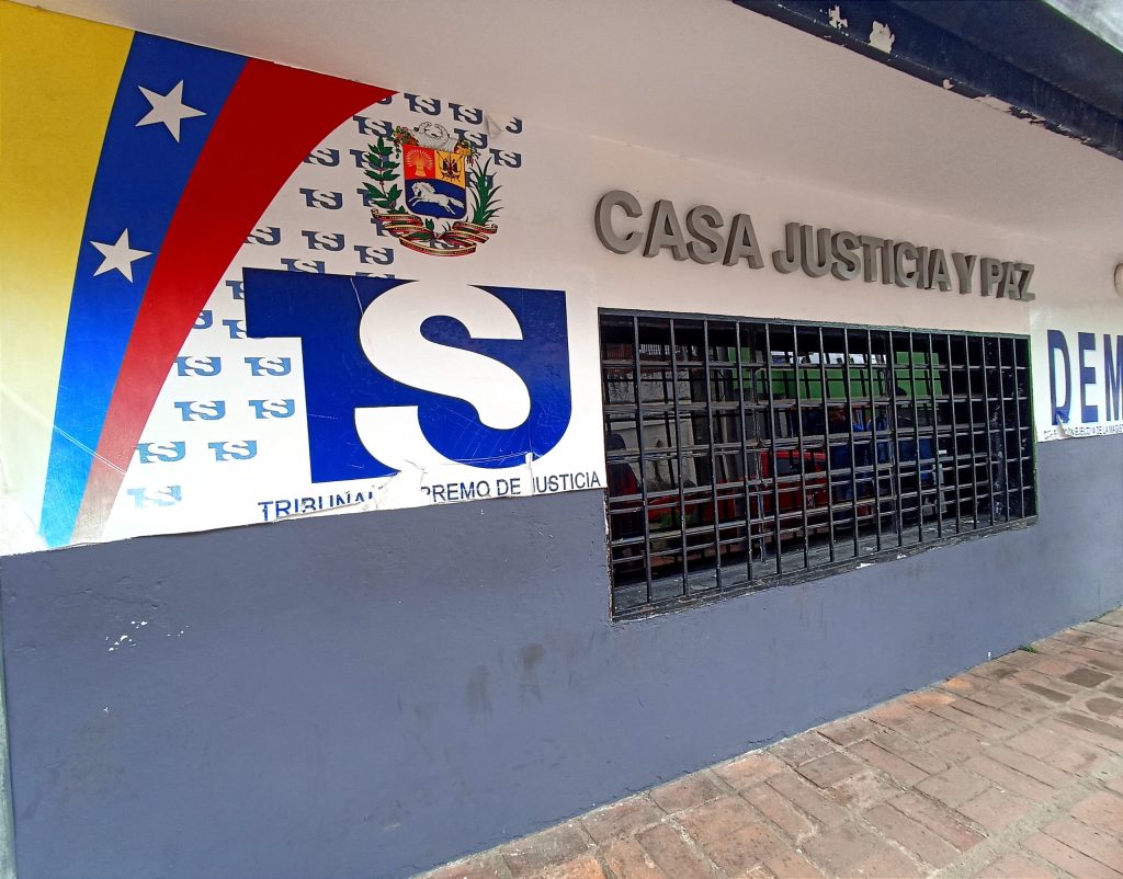 A El Rodeo II estafador de negocios de comida rápida