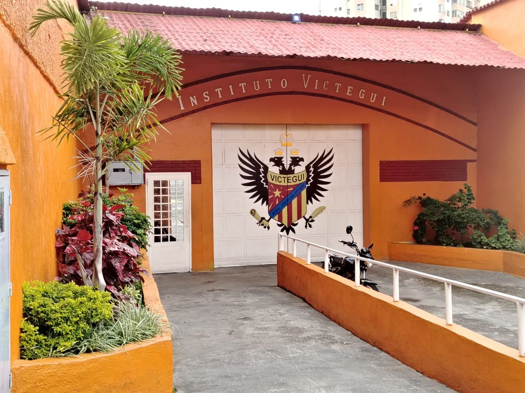 Colegios privados crean planes para facilitar pagos