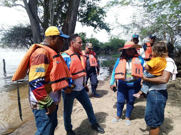Desalojadas 72 familias por crecida del río Orinoco