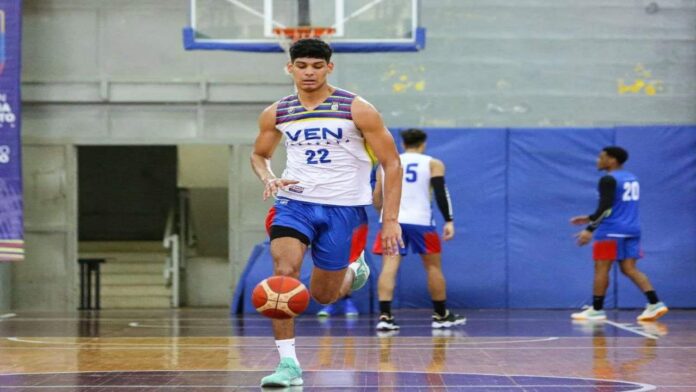 Seleccionado en el draft internacional de la NBA G-League