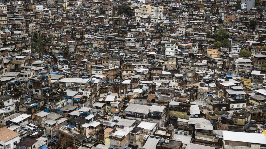 Brasil lanza plan de $842 millones para urbanizar a Favelas