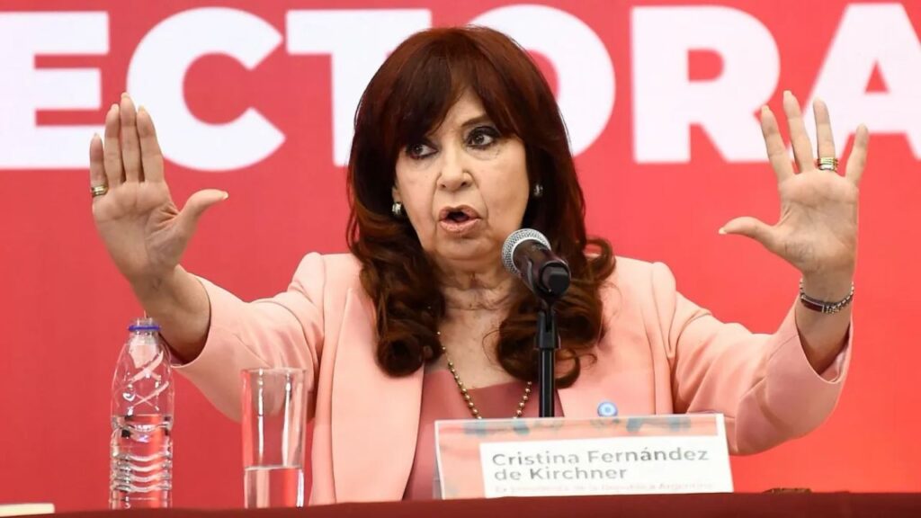 Justicia argentina ordena a Cristina Fernández devolver $ 510 millones