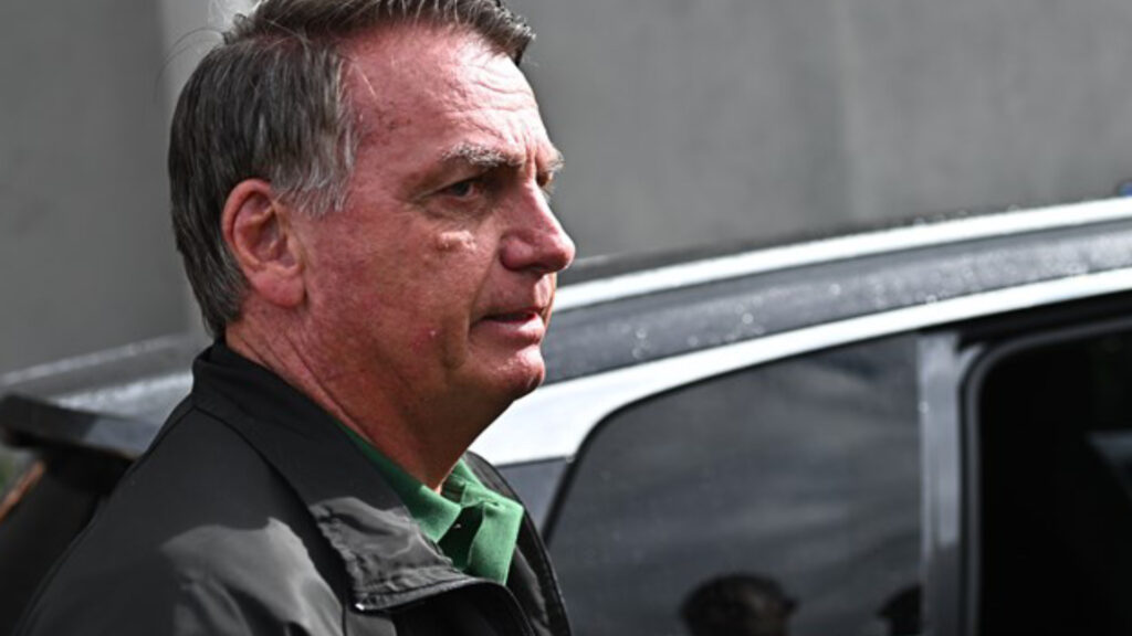 Arresto domiciliario para Jair Bolsonaro