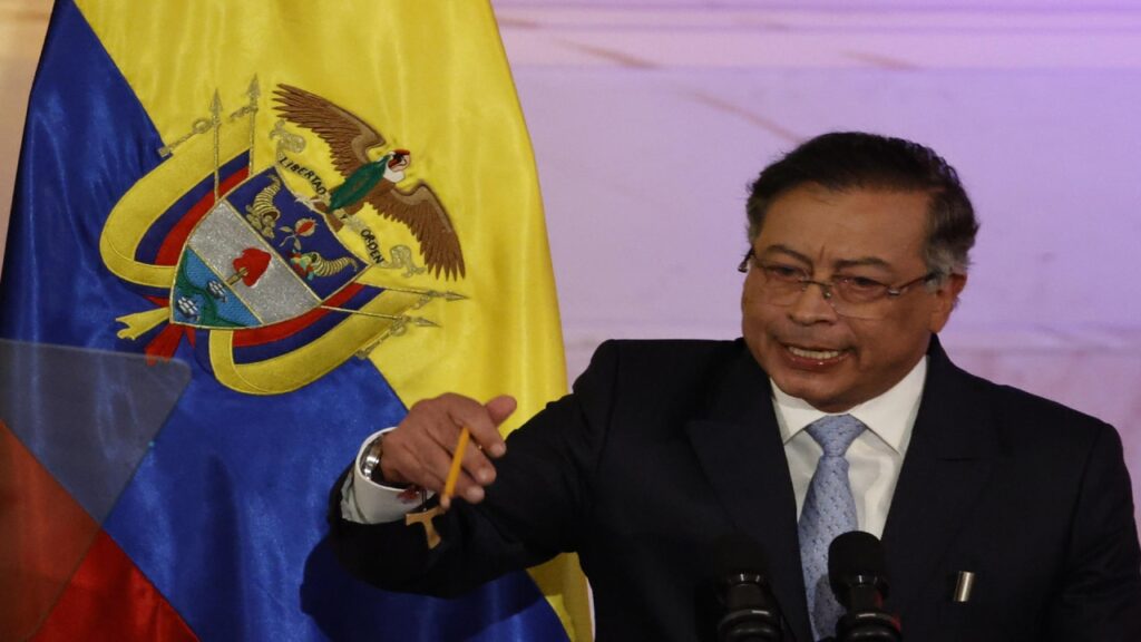 “Los diálogos de paz están rotos con el ELN por acciones violentas”