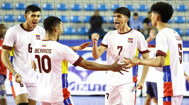 Selección de voleibol debuta con victoria a vencer Costa Rica