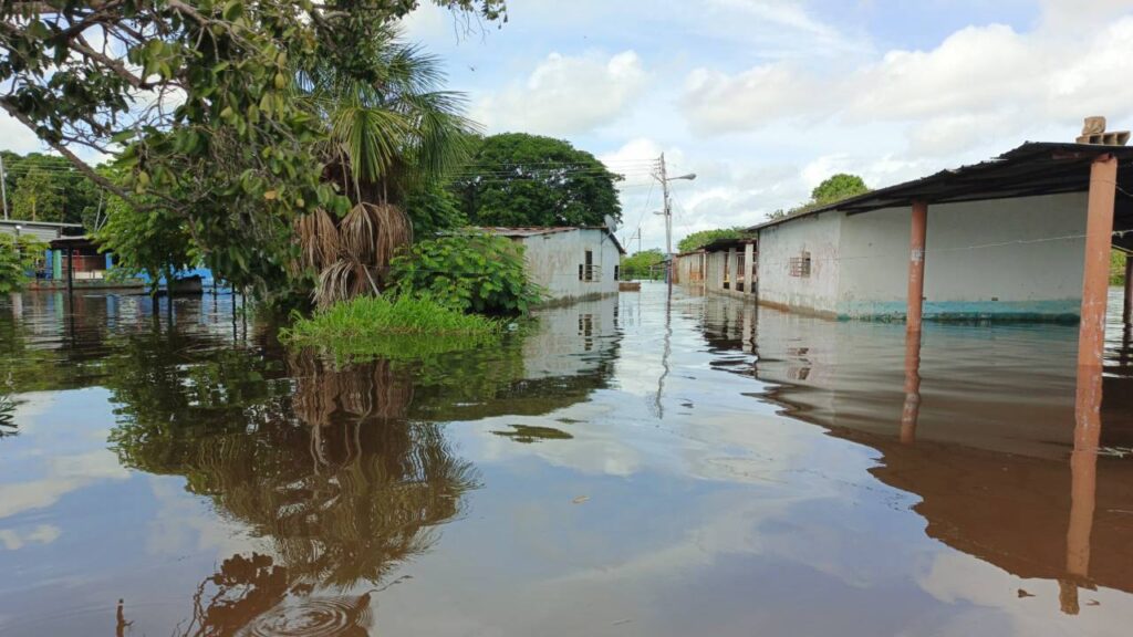 Río Orinoco alcanzó el nivel de alerta roja en Caicara