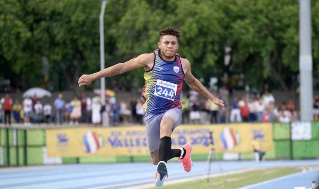 Torrealba lideró triple salto del Grand Prix de Bolivia