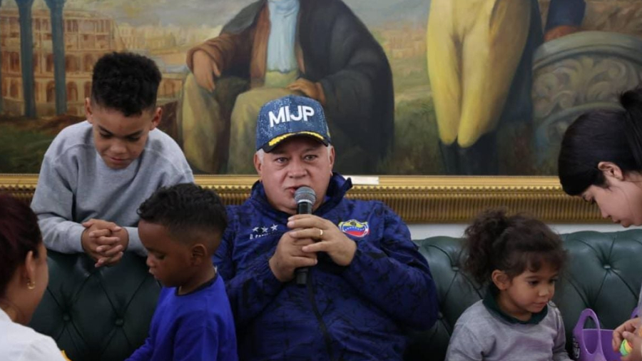 Arribó nuevo grupo de niños retenidos en EEUU