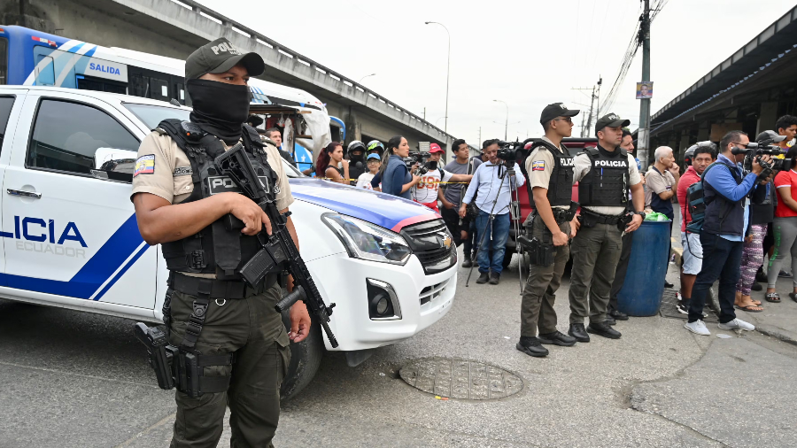 Nueve fallecidos deja masacre en billar de Ecuador