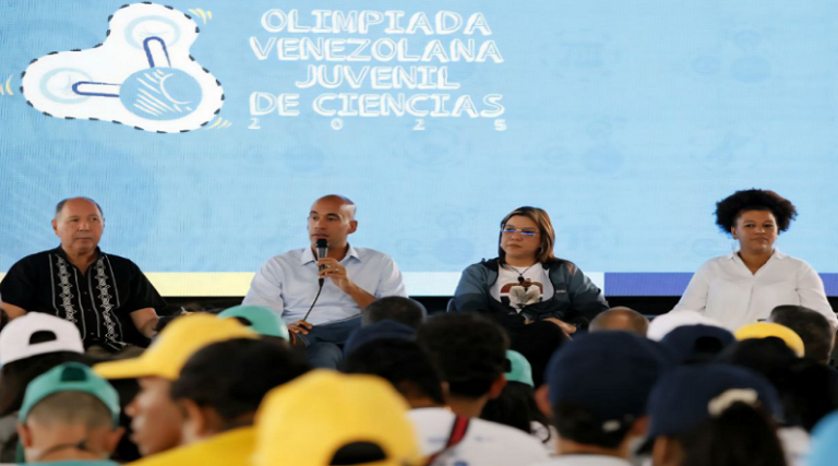 “Hay que impulsar una revolución científica en la educación”