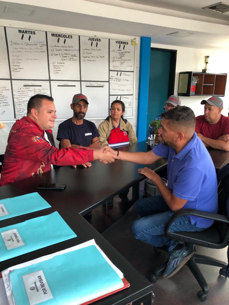 Acuerdan acciones para mejorar servicio de agua en San Antonio