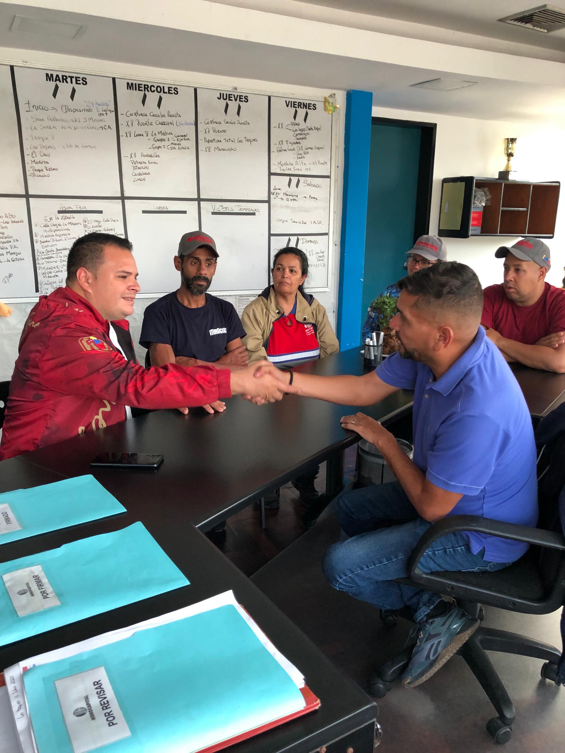 Acuerdan acciones para mejorar servicio de agua en San Antonio